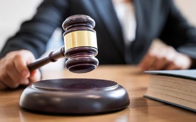 На процессе над «омбудсменом полиции» прокурор отказался от многих обвинений