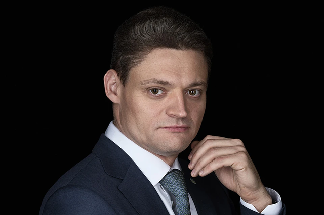 Почему фирмы зампреда главы СберБанка Царева получают огромные госконтракты?
