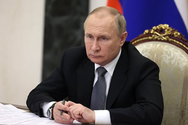 Какие часы носит Владимир Путин: президент сменил швейцарский хронометр на отечественную модель
