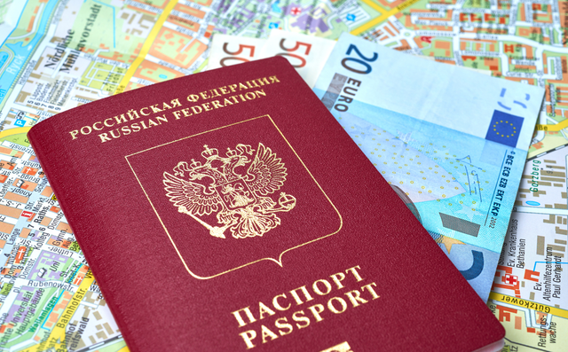 В Евросоюзе обсудят предложение о запрете выдачи виз россиянам