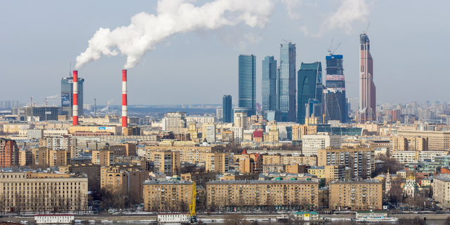 Власти Москвы ожидают падения городской экономики на 3-4% по итогам года