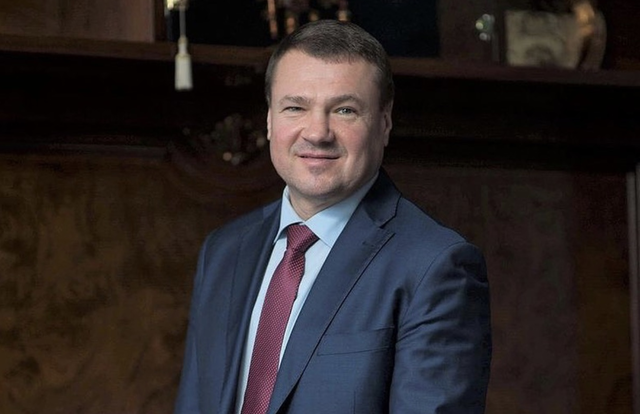 Циркач Беляков и его трюки с людьми