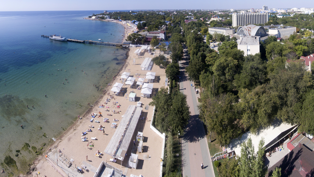 В Евпатории, предположительно, сработала система ПВО