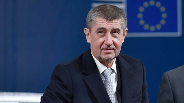 Французские власти проверят транзакции чешского экс-премьера Андрея Бабиша