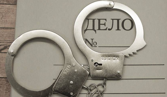 В Перми троих полицейских задержали с полкило мефедрона
