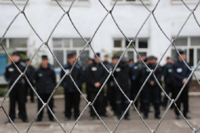 Осужденного осудят за попытку создать ячейку запрещенного АУЕ в СИЗО