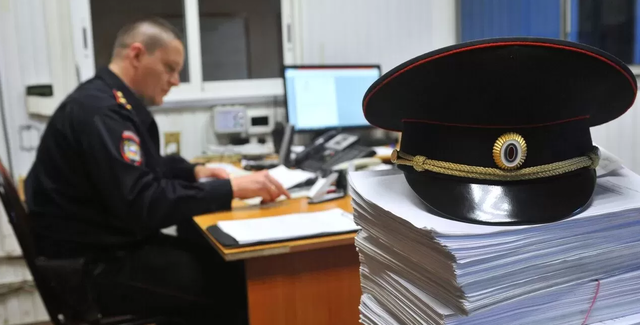 Россиянина обвинили в дискредитации российской армии из-за баннера