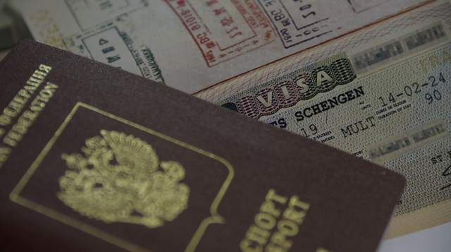В Евросоюзе планируют поддержать отмену упрощенного визового режима с РФ