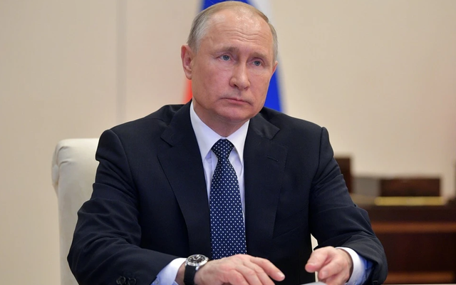 Путин потребовал найти виновных в срыве ремонта российских школ