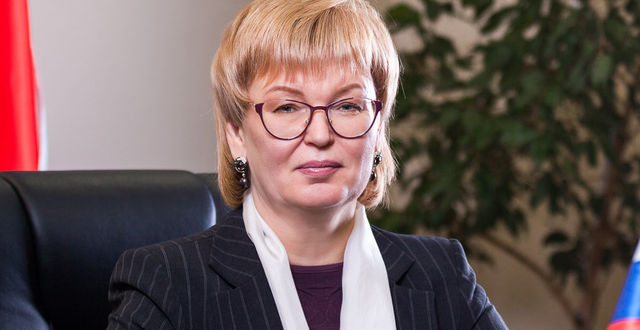 Судья Галина Карпова сбежала в отпуск