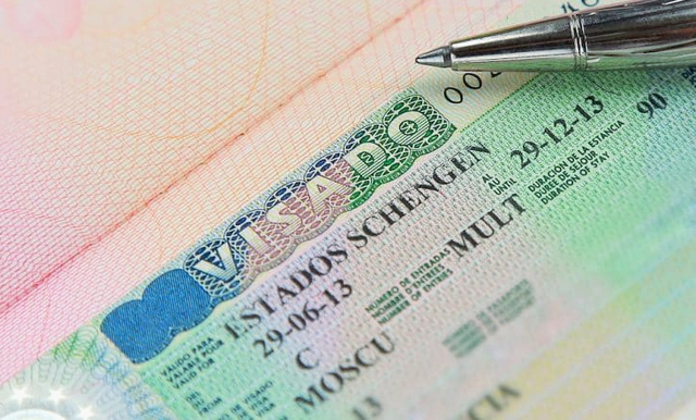 Боррель: наличие шенгенской визы не гарантирует россиянам въезд в Европу