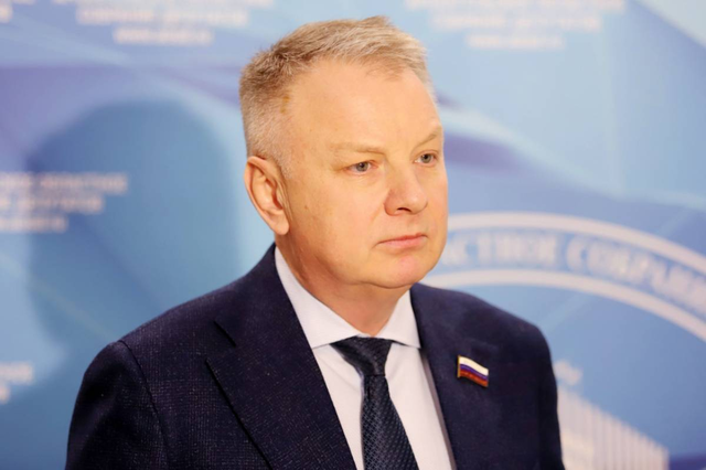 На застройщике шапка горит