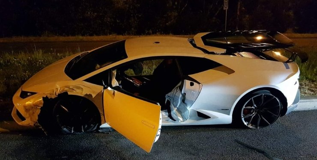 Дорогой суперкар Lamborghini разбили при попытке скрыться от полиции