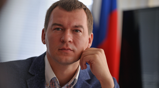 Дегтярев посетовал, что не может поехать добровольцем на Украину