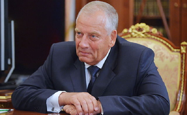 Митин, уходя на пенсию, "гасит свет"?