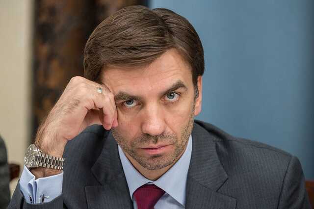 Суд признал законными требования экс-министра Михаила Абызова к Интепромбанку на 495 млн рублей