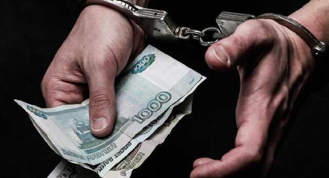 Замначальника российской тюрьмы брал взятки у подчиненных за отгулы