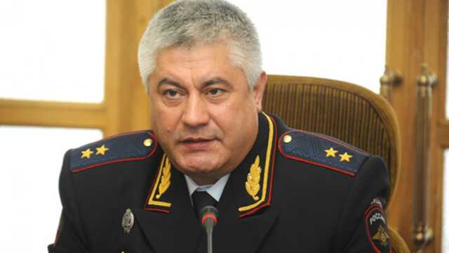 Капитан полиции не может быть… беременным