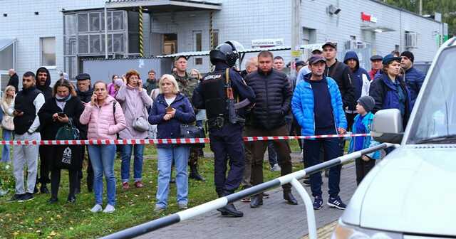 Мурашко и Кравцов прибыли в Ижевск после стрельбы в школе
