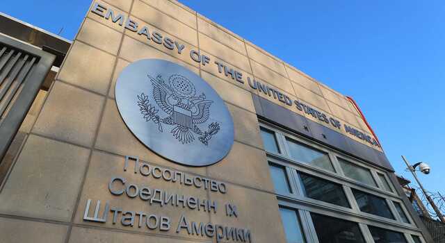 Гуд-бай, Америка: посольство США в Москве попросило сограждан срочно покинуть Россию