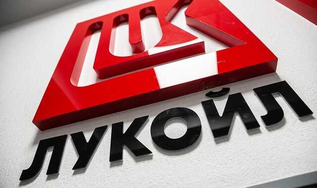 Нефтяник Салихов "спрятался" в складах
