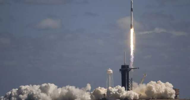 Ракета Crew Dragon с российской космонавткой Кикиной стартовала к Международной космической станции
