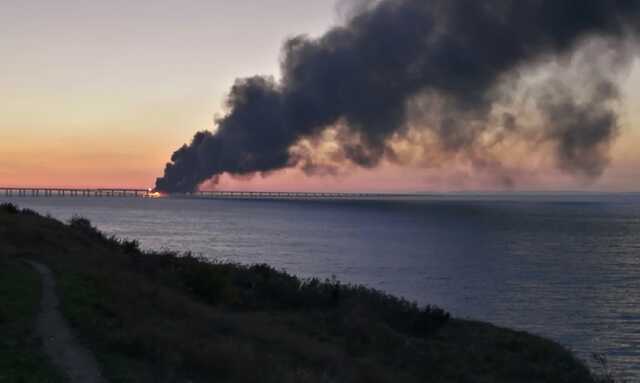 В районе Крымского моста произошел взрыв