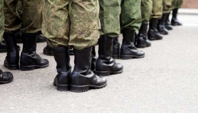 В Питере и Нижнем Новгороде отменят новогодние гуляния, чтобы помочь мобилизованным