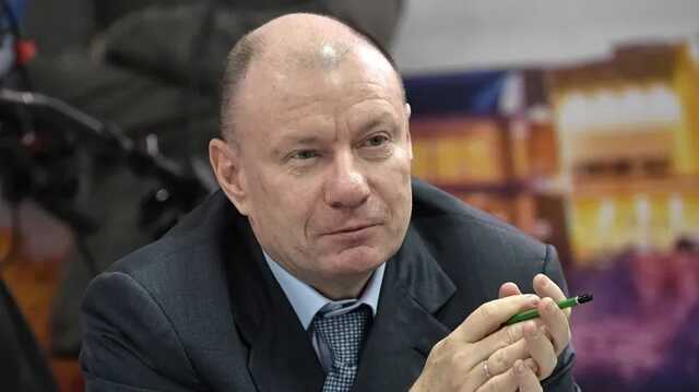 КОККи и купоны, залоги и аукционы: Владимир Потанин идет на вы