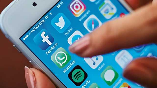 Российским учителям не запрещали использовать WhatsApp