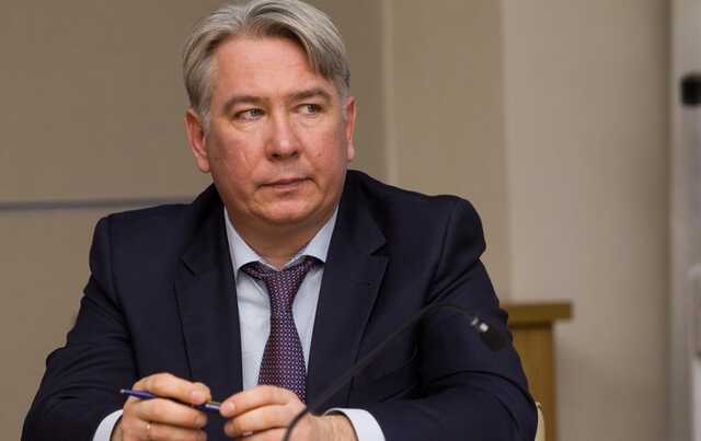 Наблюдаем, как пытается замаливать грехи главврач самой скандальной МСЧ Томска