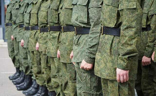 Срок службы в армии могут продлить до двух лет