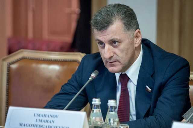 Сжигая улики: Умаханов не понял слово Зингер