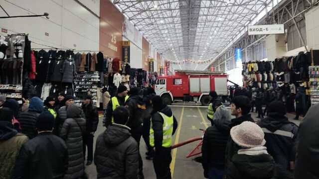 В Москве произошел пожар на рынке «Садовод»