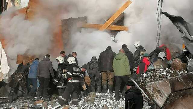 Число погибших при обрушении дома на Сахалине возросло до семи