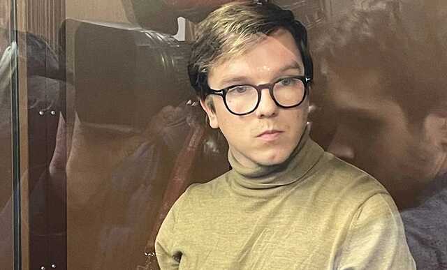 Коммерческого директора Ксении Собчак оставили в СИЗО
