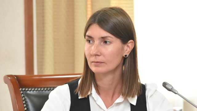 Глава минцифры Чувашии покинула пост после обещаний сына расстрелять учеников школы
