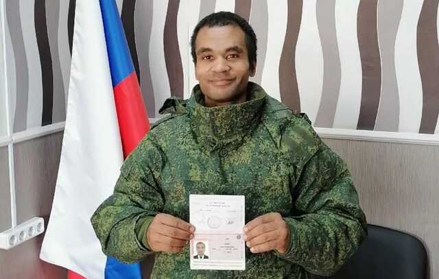 Черный Ленин стал гражданином России
