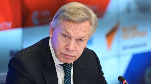 Пушков ответил Макрону песней французской исполнительницы шансона