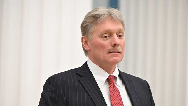 Песков прокомментировал прибытие Бута и вылет Путина из одного аэропорта
