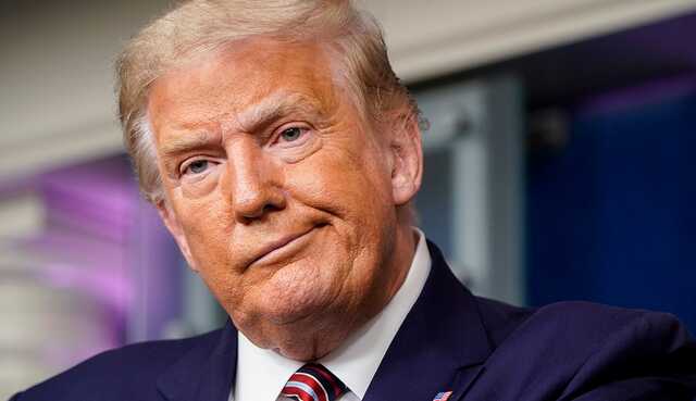 Экс-президента США Дональда Трампа обвинили сразу в 4 уголовных преступлениях