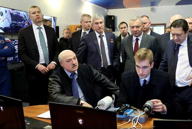 Сын Лукашенко потренировался стыковать «Союз МС» к МКС