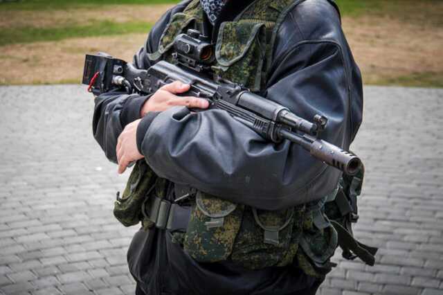 Российский военный случайно застрелил друга в церкви и получил два года условно