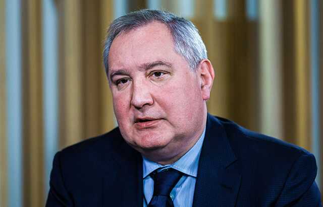 Рогозин, отчаявшийся получить синекуру, пытается извлечь максимальную PR-выгоду из собственного ранения в Донецке