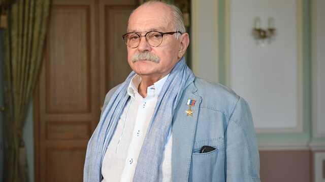 Гениальный приспособленец Никита Михалков угодил в больницу