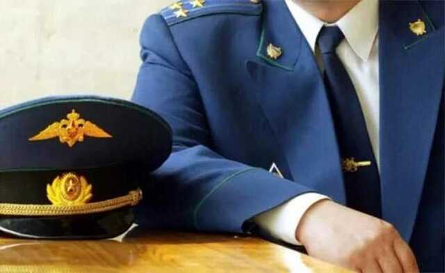 У прокурора-дебошира оказался криминальный послужной список