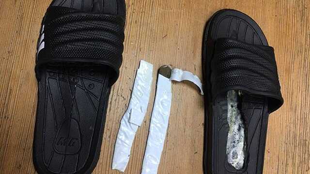 В российской колонии изъяли гашиш в резиновых шлепанцах заключенного