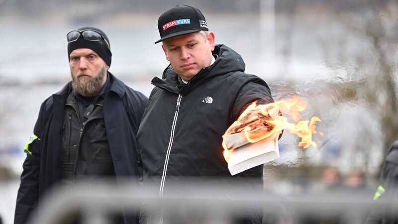 «Что законно, необязательно уместно»: премьер Швеции назвал сжигание Корана актом неуважения