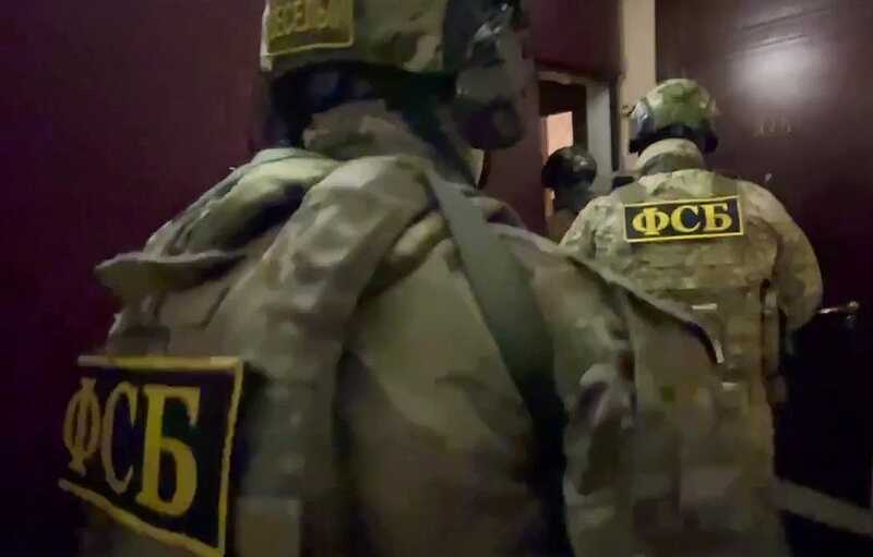 ФСБ задержала главу дорожного предприятия из Читы за взятку в миллион рублей