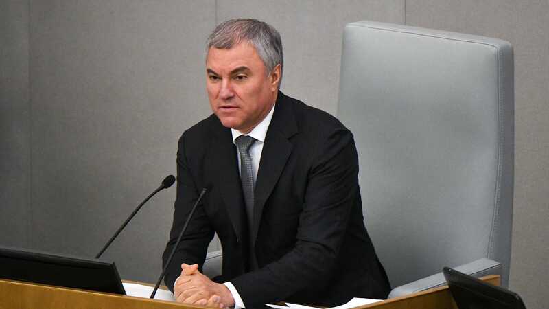 Володин отреагировал на понижение уровня дипотношений с Эстонией и Латвией